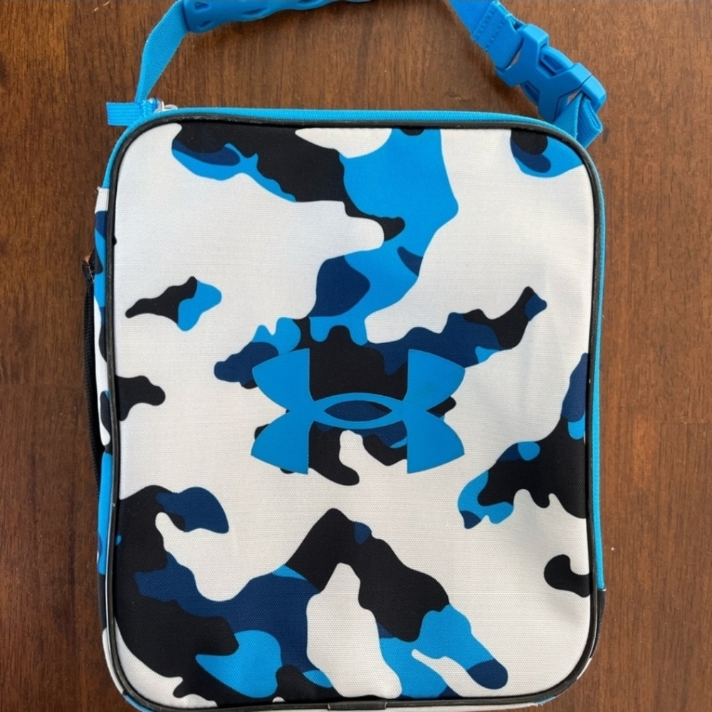 Under Armour Blue and Black Camo Lunch Bag